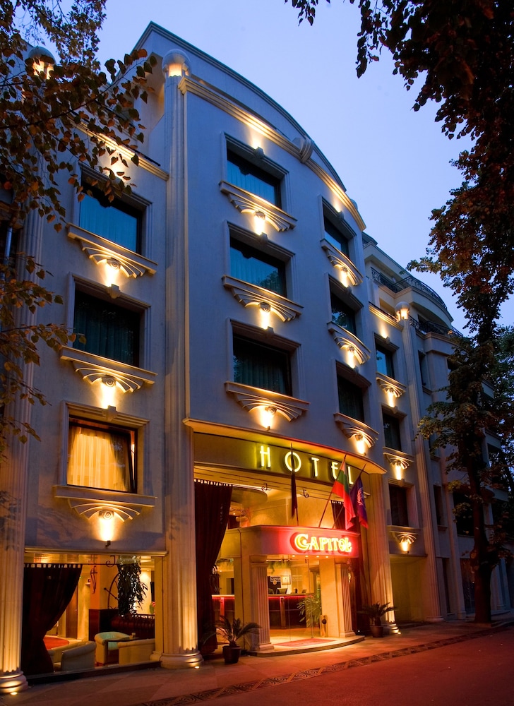 hotel capitol