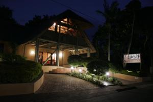 amazulu lodge