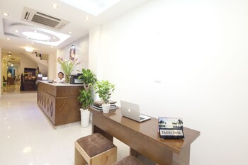 rising dragon legend hotel