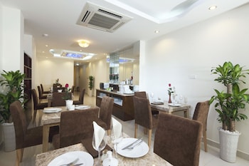 rising dragon legend hotel