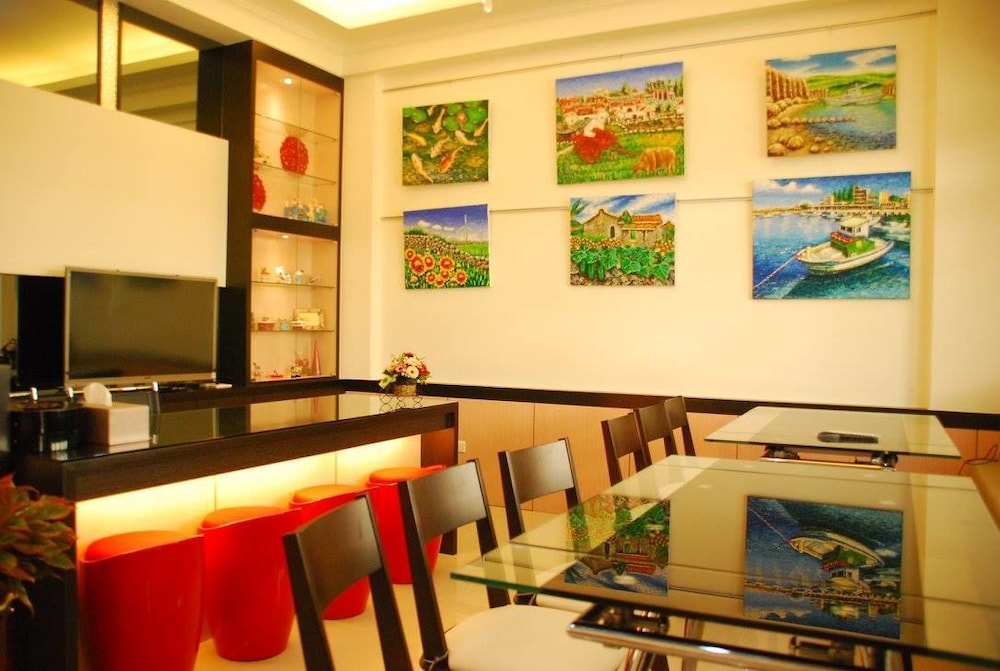 lucky bear guesthouse