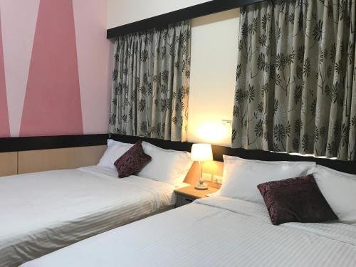 lucky bear guesthouse