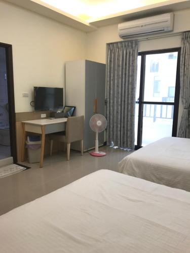 lucky bear guesthouse