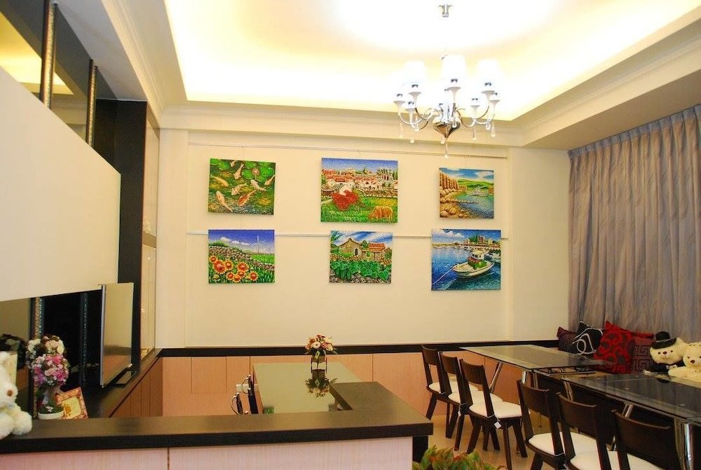 lucky bear guesthouse
