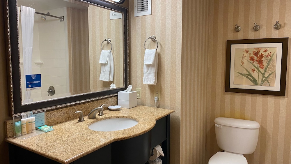 hampton inn altoona