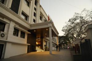 four season recreation hotel and spa