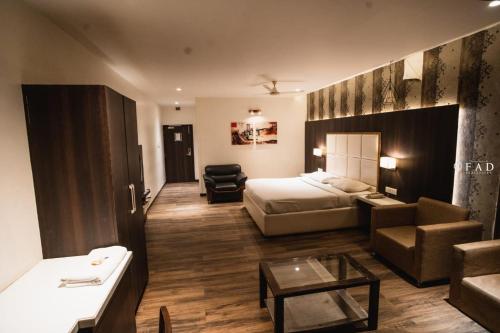 four season recreation hotel and spa