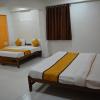 hotel runway inn