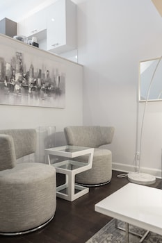 parc avenue residence mile end