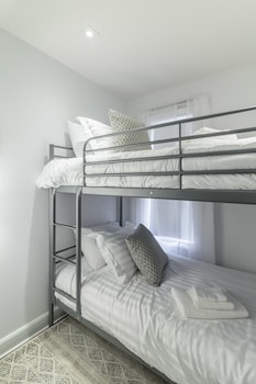 parc avenue residence mile end