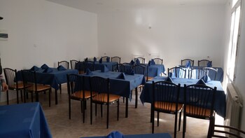 Nazel El Yassamine,In Algiers,2.5 star