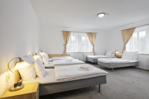 pytloun wellness travel hotel