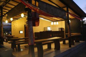dmuncuk huts lembongan