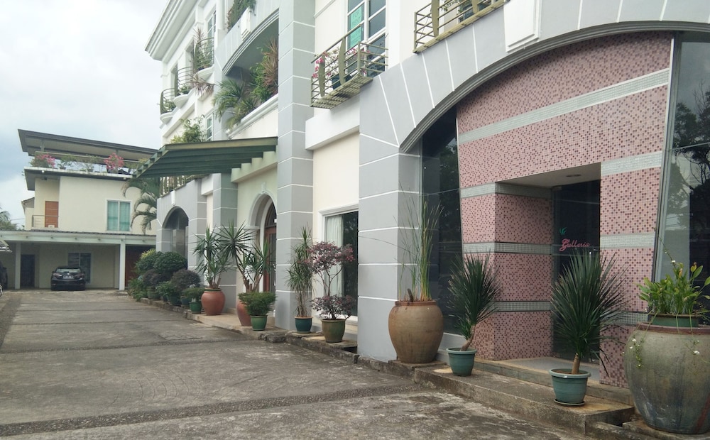 wesberly apartments