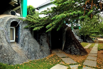 wayanad cave n pillar resort