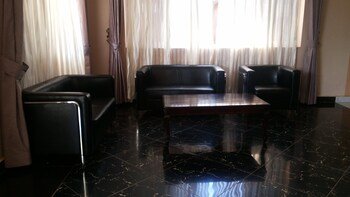 pauline hotel