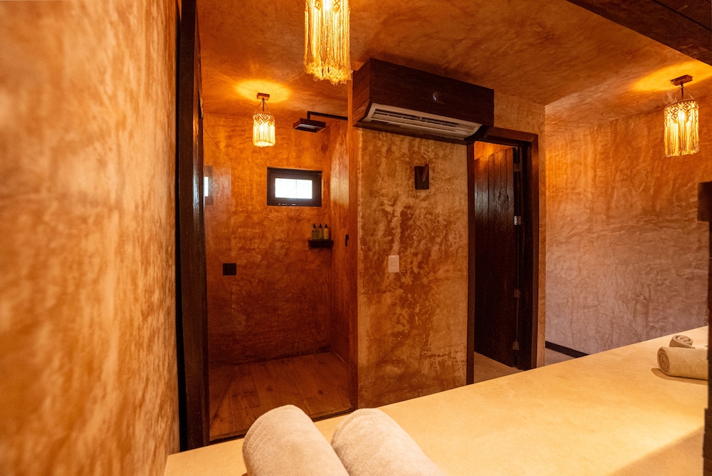 nomads hotel hostel and beach club