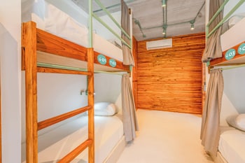 nomads hotel hostel and beach club