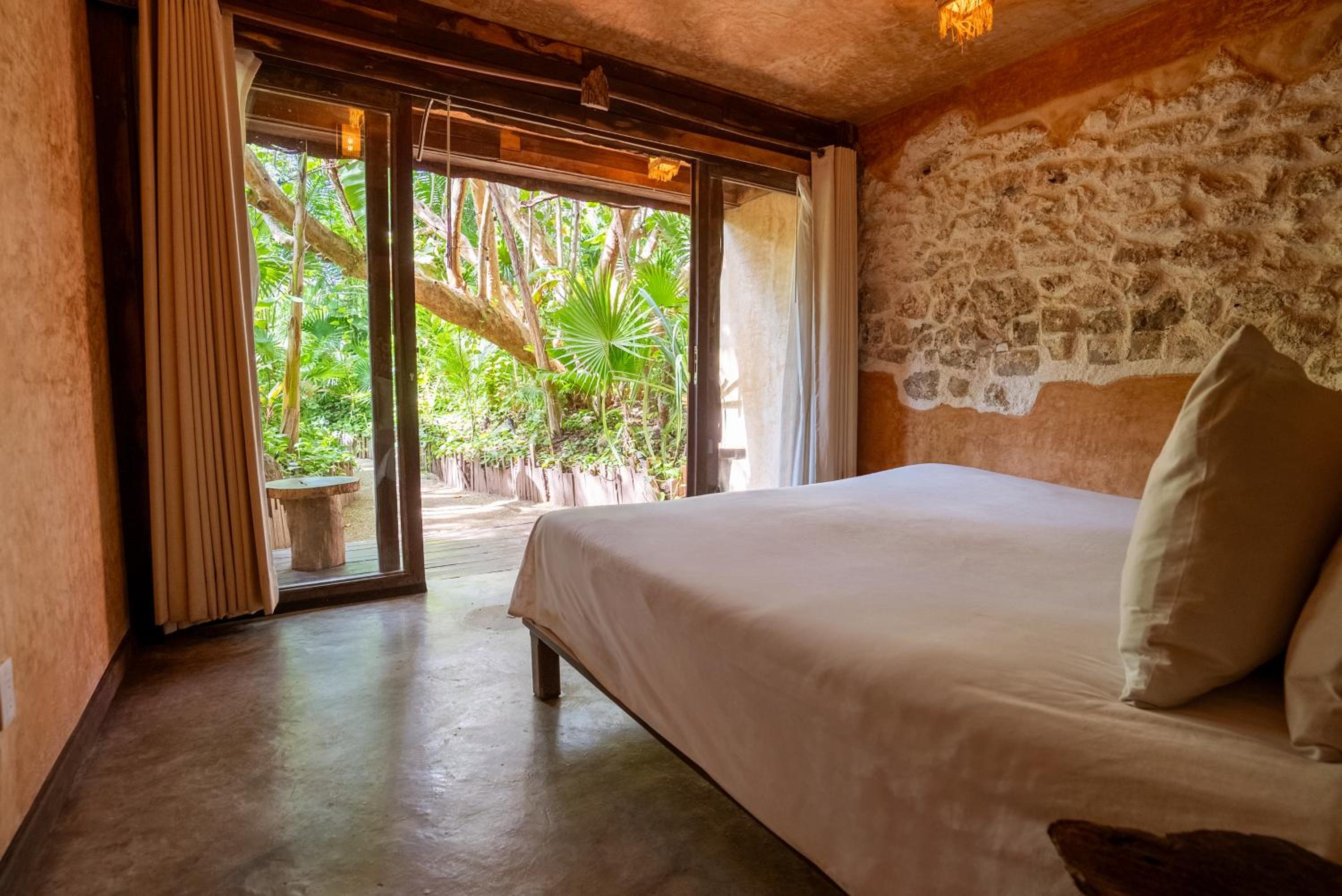 nomads hotel hostel and beach club