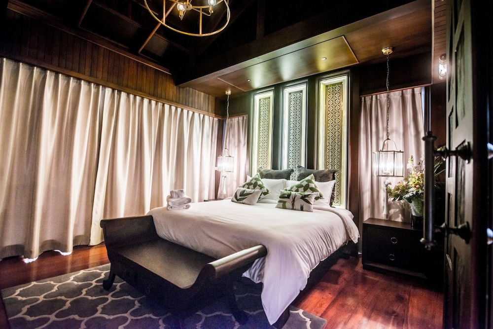 amara villa khao ka lok