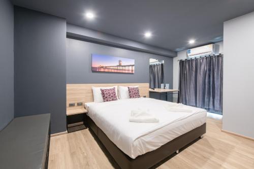 oblique apartment