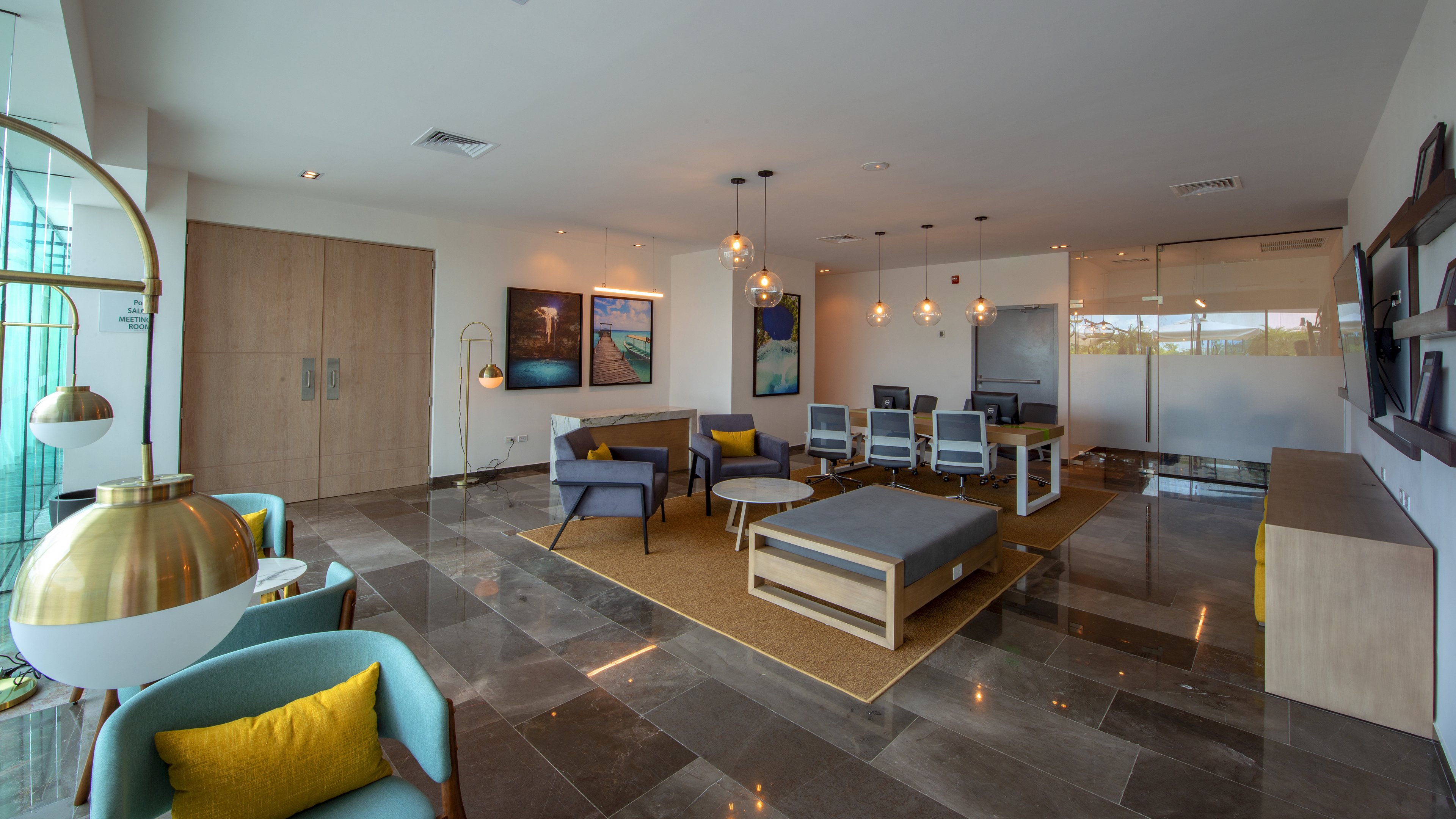 holiday inn and suites merida la isla