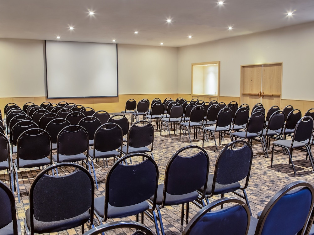 fiesta inn guadalajara poniente