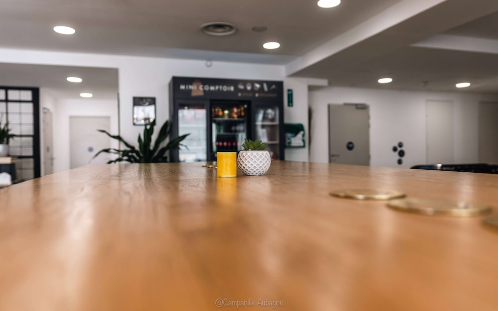 campanile marseille est aubagne