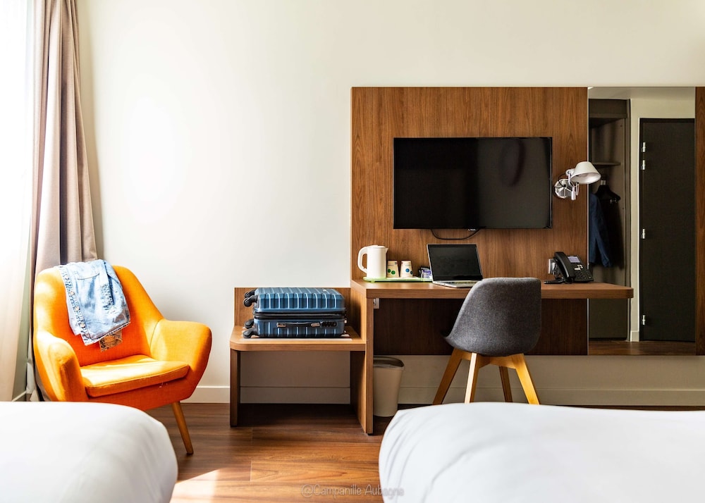 campanile marseille est aubagne