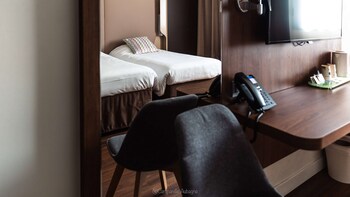 campanile marseille est aubagne