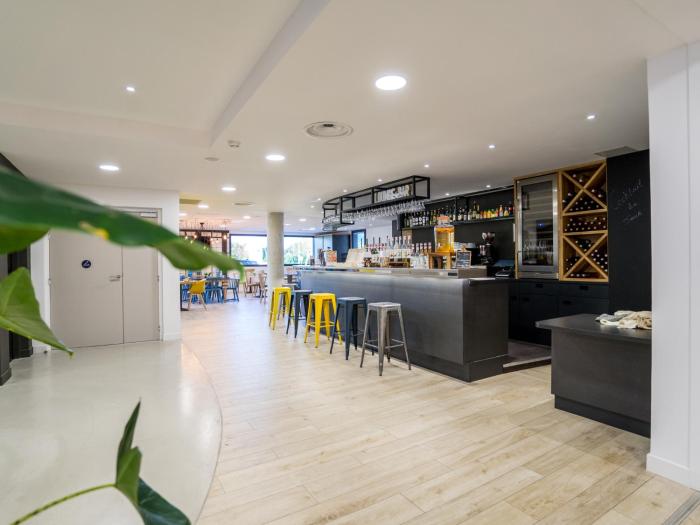 campanile marseille est aubagne