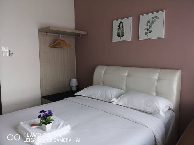 sea view homestay country garden danga bay