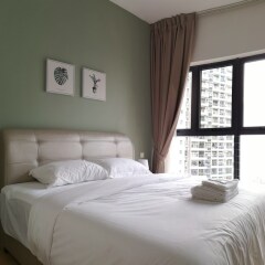 sea view homestay country garden danga bay