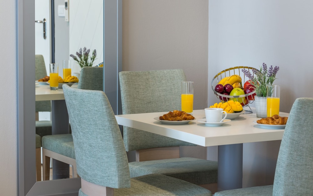 preelook apartments and rooms
