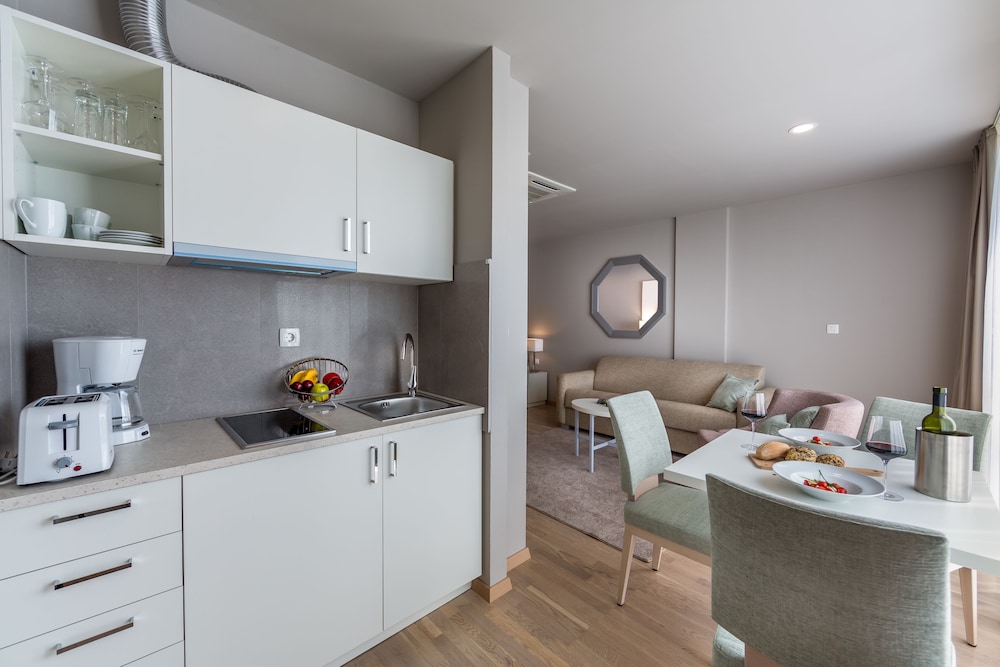 preelook apartments and rooms