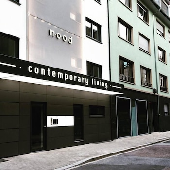 mood contemporary living