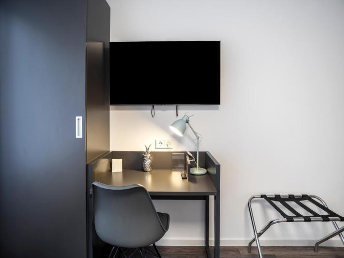 mood contemporary living