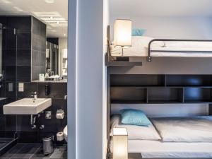 mood contemporary living