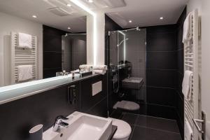 mood contemporary living