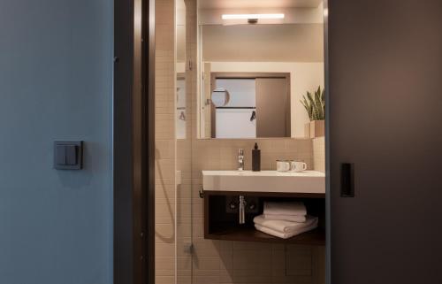 pierdrei hotel hafencity hamburg