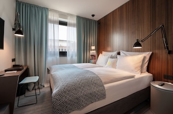 pierdrei hotel hafencity hamburg