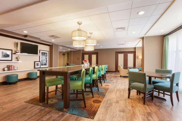 hampton inn belton kansas city area