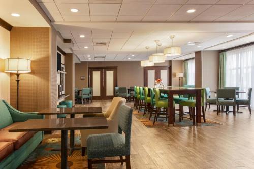 hampton inn belton kansas city area