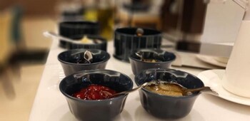 three points al salama