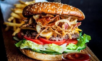 three points al salama