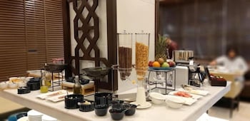 three points al salama