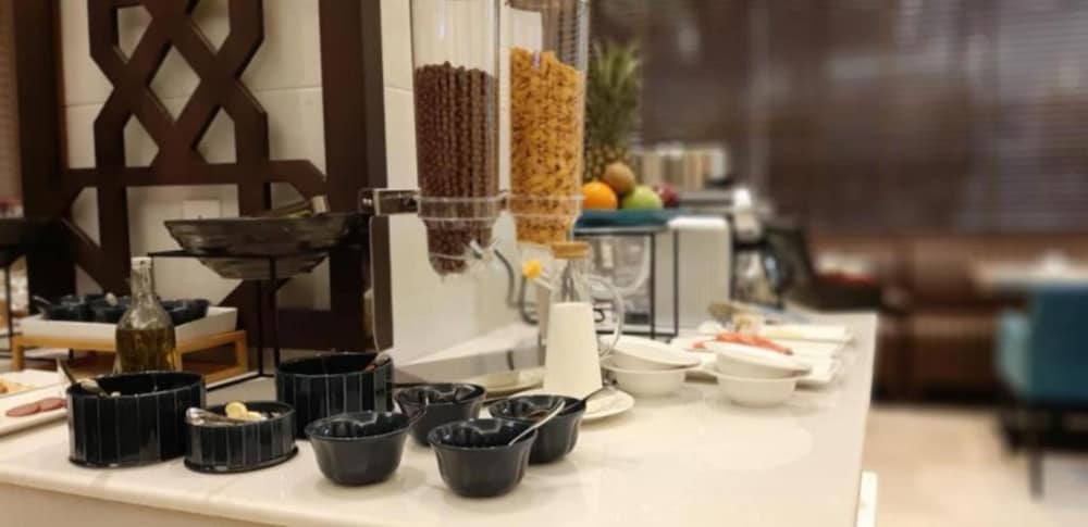 three points al salama