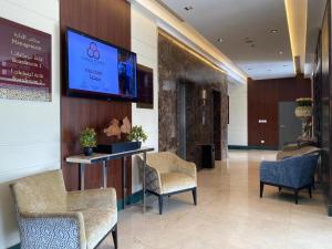 three points al salama
