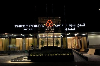 three points al salama