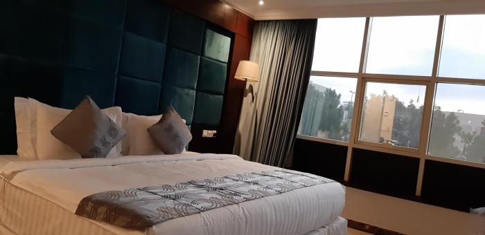 three points al salama